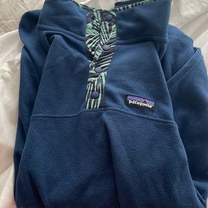 Patagonia fleece pullover
